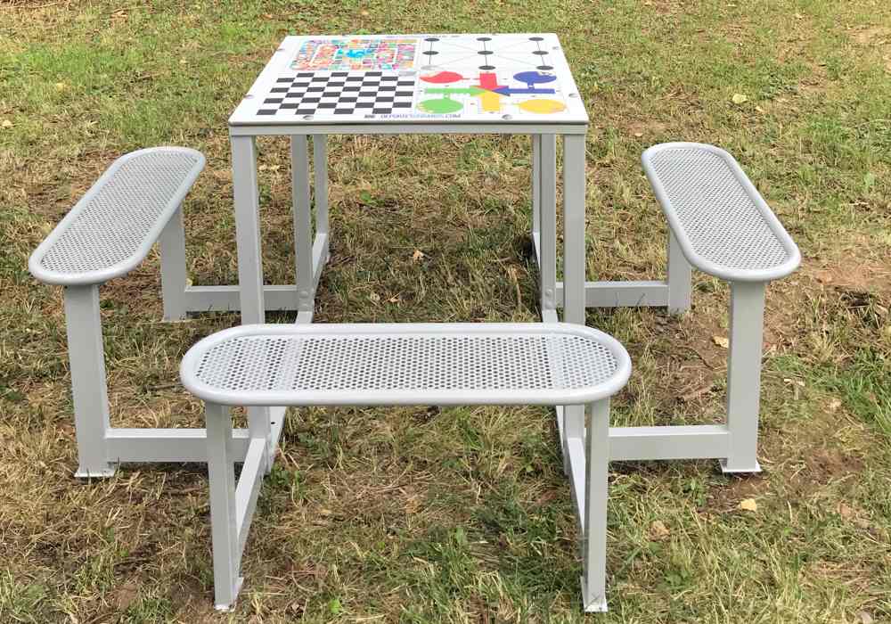 1-mesa-multijuegos-exterior-4-bancos-acero