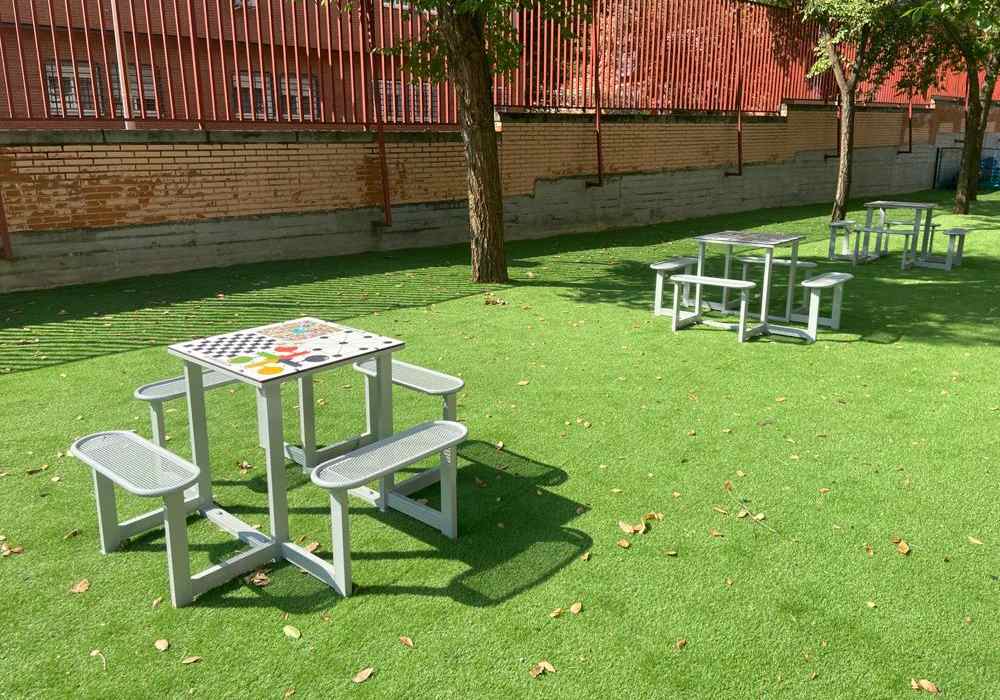 3-mesas-multijugos-parque