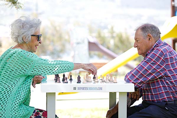 beneficios-de-los-juegos-de-mesa-en-la-calle