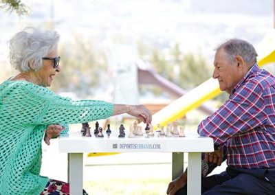 beneficios-de-los-juegos-de-mesa-en-la-calle-400x284