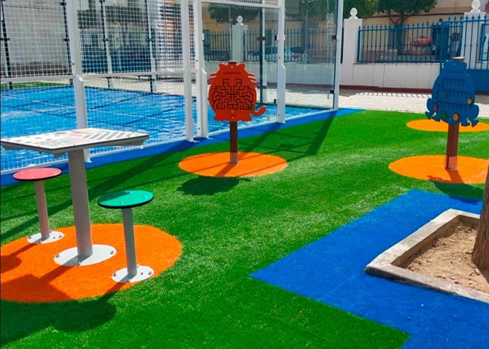 mesa-juegos-exterior-paneles-ludicos